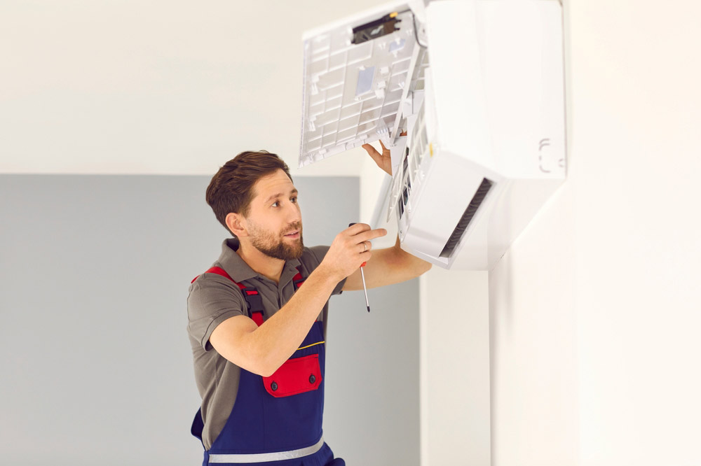 technician installing brand new AC Sparta, TN